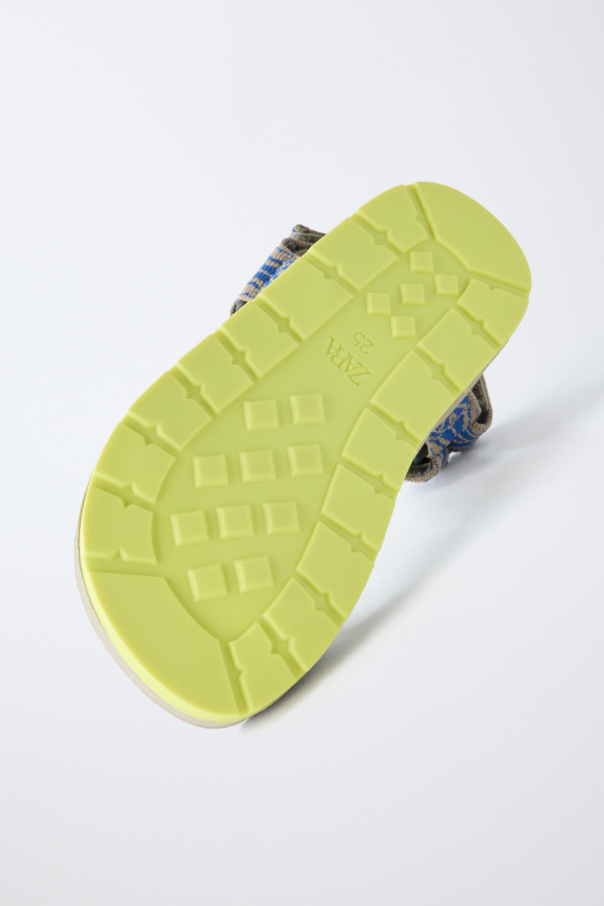 TECHNICAL SANDALS